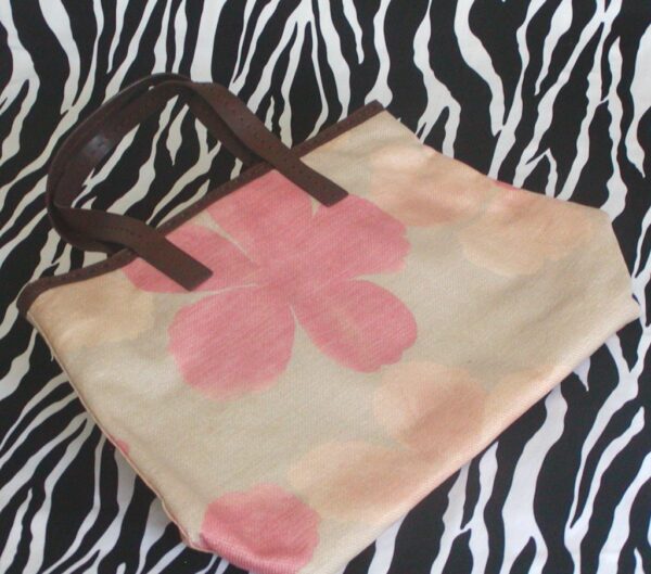 Liz Claiborne Summer Handbag