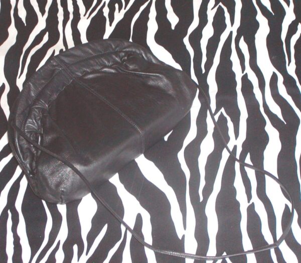 Vintage Brio Black Leather Gathered Clamshell Bag Clutch Shoulder Bag