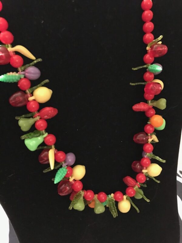 Vintage Carmen Miranda Fruit Necklace, Pinup Necklace, Rockabilly Necklace